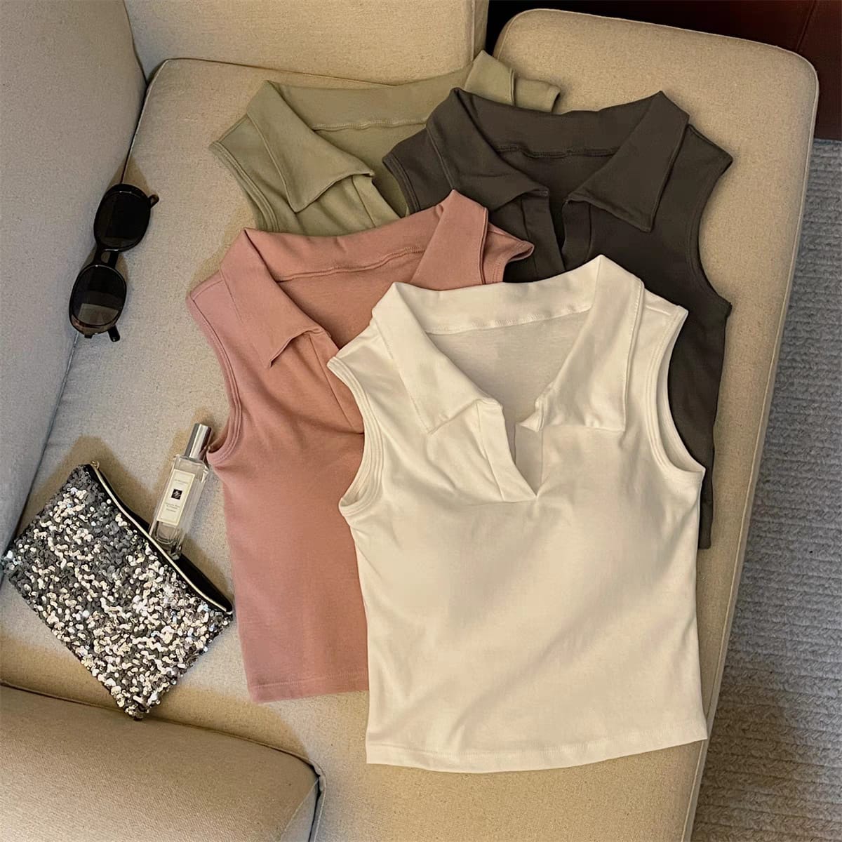 Trendy Collar Built-In Bra Top